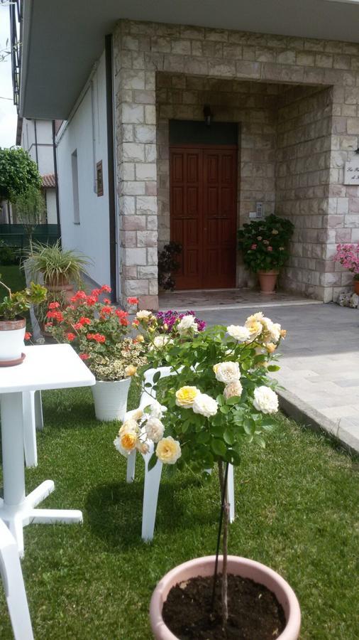 Apartamento La Residenza Di Bacco Cannara Exterior foto