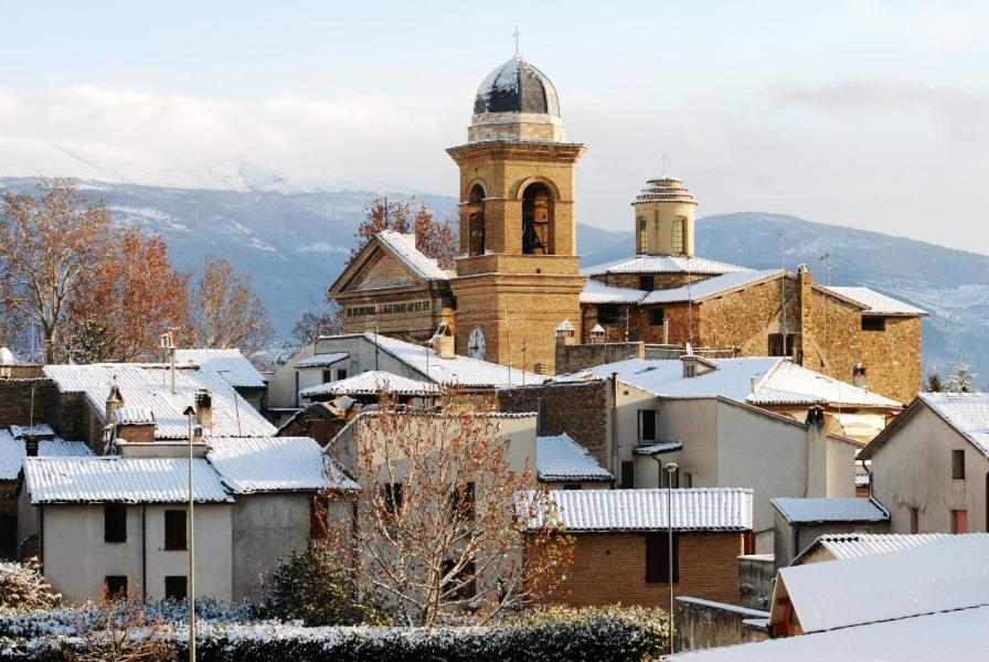 Apartamento La Residenza Di Bacco Cannara Exterior foto